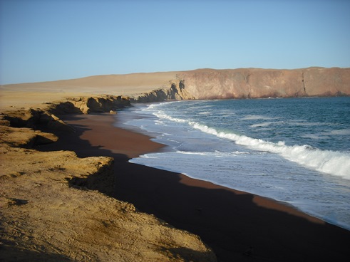 Playa Roja Peru